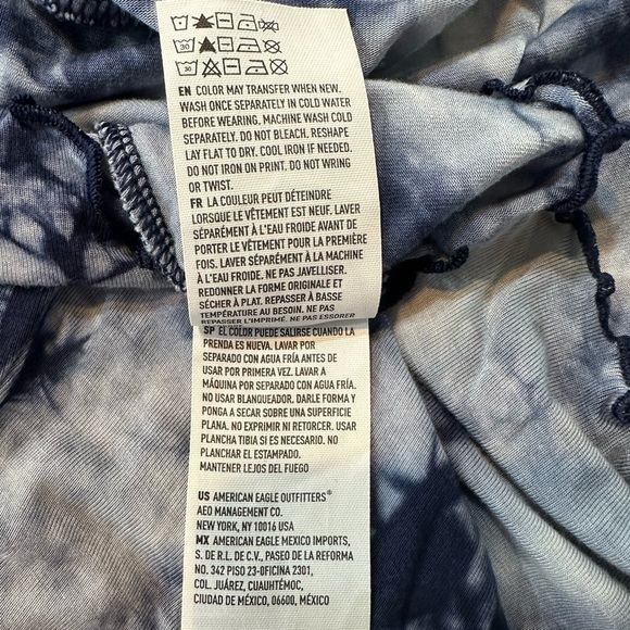 American Eagle Cold Shoulder Top Size Large - Picture 7 of 7